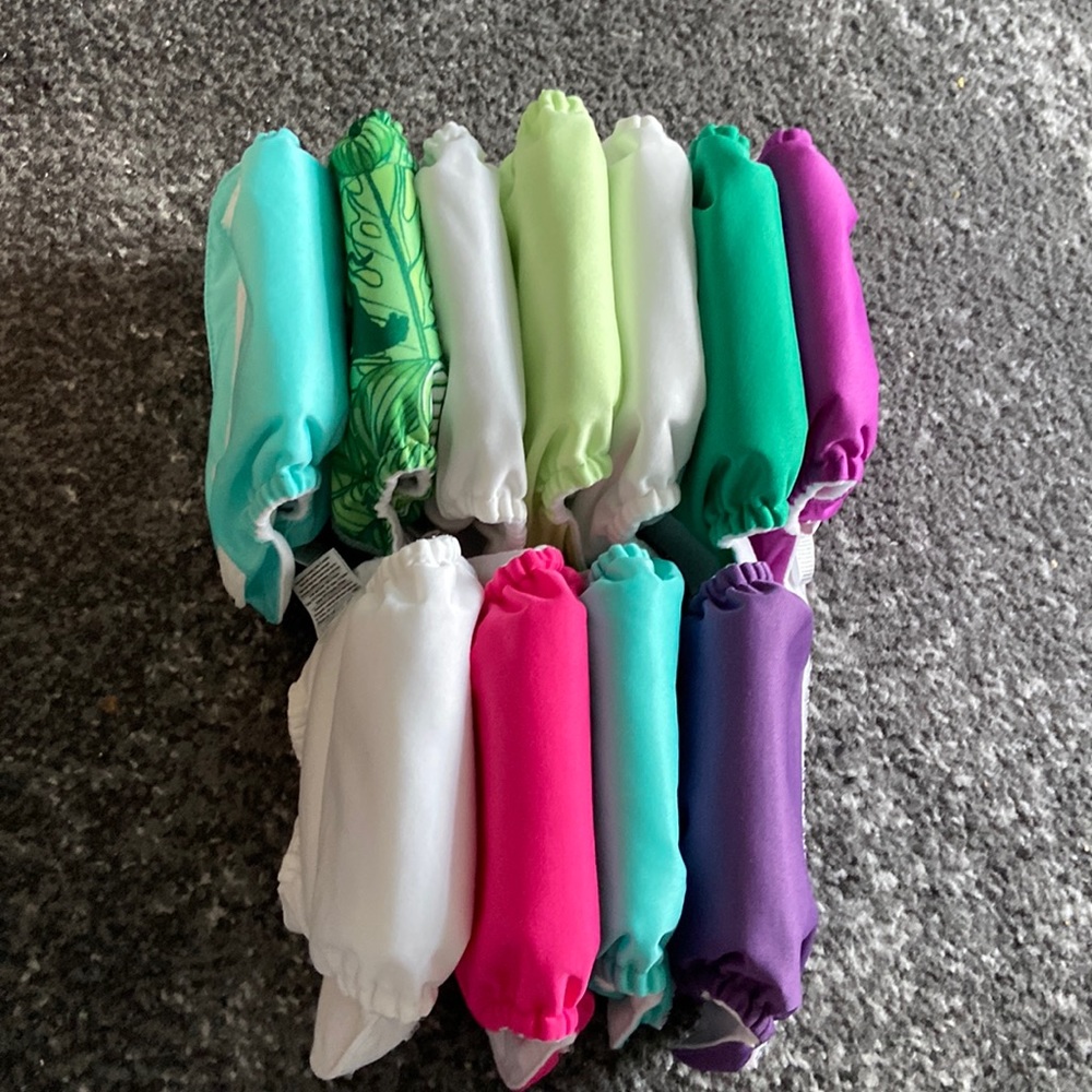 BumGenius Velcro cloth diapers lot and 1 Wink swim diaper